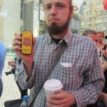 Esmu ticis pie geigera skaitītāja, rādījums Kijevas centrā - 0.12 mikrozīverti stundā. Runā, ka norma esot līdz 2.5 µSv/h. Ja kādam ir cita informācija, lūdzu padalīties. Černobiļas tūre
