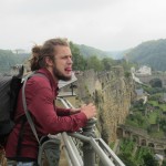 Vēroju skaisto luksemburgu. Jau nākamajā rītā. Luksemburga