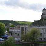 Katras sevi cienošas pilsētas komplekts - Cietoksnis, elektrostacija, bārs un liels krusts.