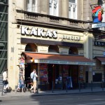 Ko diez tirgo šeit? HAHAHAHHA! Jā, tādi nu mēs infantili esam.