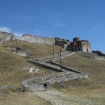 O, netīšām atradām vienu baznīcu, kuru var apskatīt! Svētās Trīsvienības baznīca!