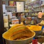 Garšvielu kārtojums. Tas ir tā kā garšvielu maisījums, tikai ar iespēju samaisīt pašam mājās. Nevaru gan iedomāties, kā vīrs man nogriezīs, piemēram, piecdesmitgramīgu šķēlīti tā, lai tajā iekļautos visas garšiņas.