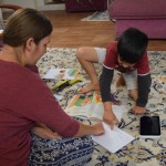 Pēcāk Karīna jau viņam palīdz pildīt bērnudārza mājasdarbus un māca latīņu alfabētu. Kas būs tālāk?!