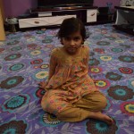 Šahīda mājās mūs sagaida ne tikai Šahīds, bet arī Fatima. Šahīda mājā kopā dzīvo 13 cilvēki, kuru radu rakstus tā arī līdz galam neizpratu. Visi ir viena ģimene un, šķiet, ka Fatima ir apmēram brālēna meita. Bet, tā kā mājā ir trīs stāvi, visi tur sadzīvo ļoti labi un ērti.