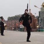 Es arī tā gribētu mācēt soļot! Tā vien ietu uz rimčiku! Tikai vajag ērtas bikses tad. Un, ja iet ziemā, tad arī apavus ar naglām.