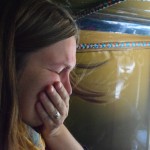 Karīna lielāko ceļa daļu pavada raudot. Par to, ka jāpamet mīļumzeme un jābrauc uz velna Indiju. Jā, par Indiju mums ekspektāciju nav itin nekādu. Tas ir, gandrīz pat otrādi - ekspektācijas ir, bet tās visas ir izteikti negatīvas. Nu nekas, mēs jau tikai tā ātri izskriesim cauri, ātri uz Nepālu, ātri uz Bangladešu un - aiziet Mjanmā! Tā mēs sākumā domājām, hehe.