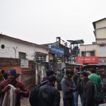 Ierodamies Asamas štata lielākajā pilsētā Gauhātī. Izskatās pēc draudīgas un viesmīlīgas pilsētas? hahaha. Nu, jā, bet tā jau laikam ir vienmēr - staciju un autoostu rajoni ir tie briesmīgākie visā pasaulē. Joprojām neesmu sarēķinājis, kāpēc tā. Kas ir tas, kas visādus narkomānus un citus deklasētus elementus pievilina tieši pie svarīgiem pasažieru loģistikas centriem. hm.