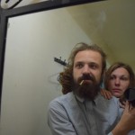 Tas, protams, nenozīmē, ka neizmēģinājām. Draņķis. Mierīgi vari nemēģināt un tādējādi neveicināt industriju. Garšo vienkārši pēc sūdīgas cigaretes.