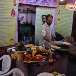 Šī ir VISlabākā ēstuve visā Puškarā. Par salīdzinoši lētām naudām (vispār te viss ir dārgāks, nekā citās pilsētās, ko apmeklējām) var dabūt ļoti garšīgu ēdienu. Turklāt vīriņš mums pa kluso no priekšniekiem dod atlaidi!