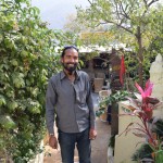 Pats Sukha izvada mūs no savas mājiņas, nemitīgi sakot sev raksturīgo: "Enjoyyyyy". Pēdējo dažu dienu laikā, šķiet, esmu šo vārdu dzirdējis biežāk nekā visā pārējā mūžā kopā. Sukha paties ir ļoti jauks un pozitīvs kungs.